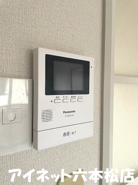 セキュリティ　モニター付きインターホンで安心です