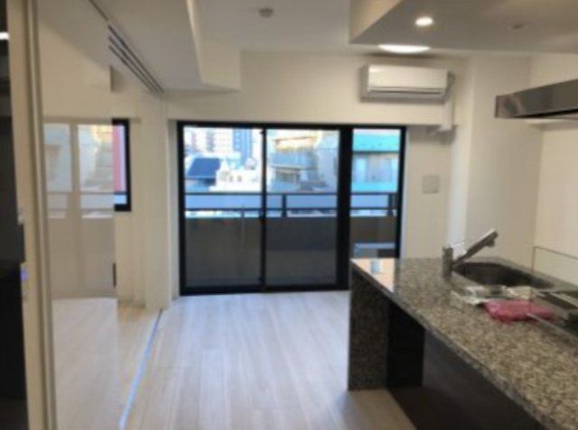 居室・リビング　写真は同タイプ住居です。