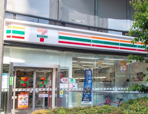 コンビニ　セブンイレブン台東松が谷1丁目店（コンビニ）まで353m