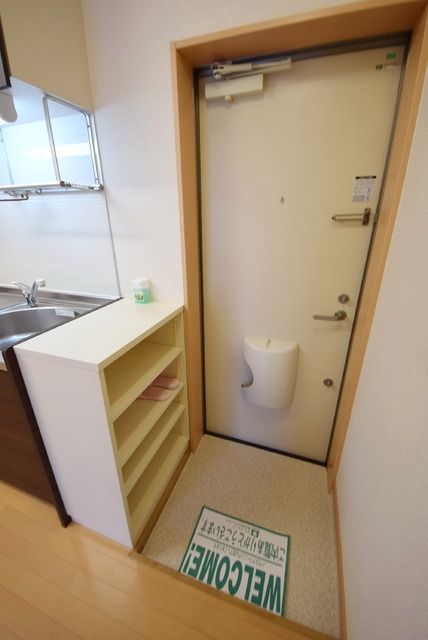 玄関　シューズＢＯＸ完備