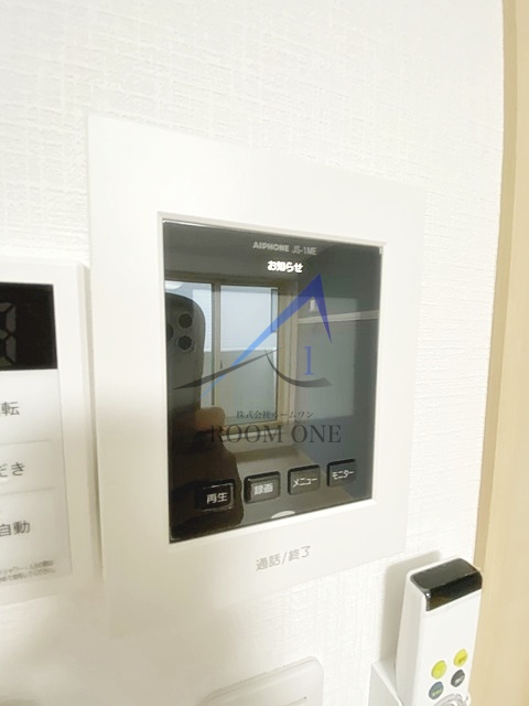 セキュリティ　モニター付きインターホンです。