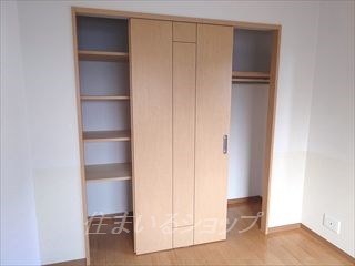 収納　クローゼット