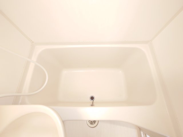 バス・シャワールーム　ゆったり過ごせるお風呂です