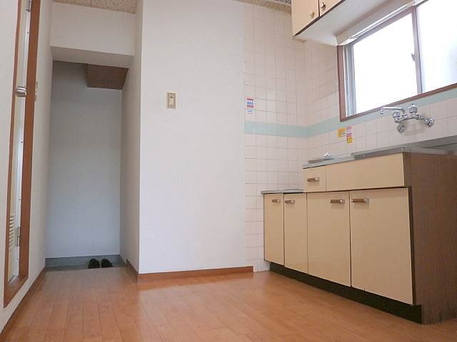 その他　写真は別のお部屋のものでございます