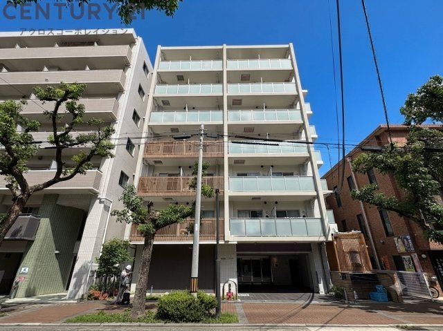 建物外観　オートロック完備で安心のセキュリティ♪
