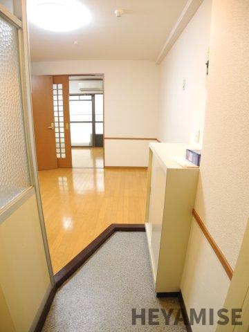 玄関　※同間取りの別の階のお部屋の画像です※現況を優先します