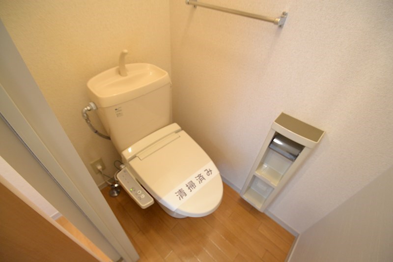ＪＲ五日市線 東秋留駅 徒歩13分 2階建 築25年のトイレ写真