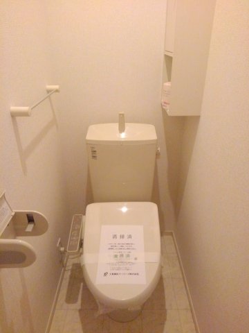 ＪＲ青梅線 福生駅 徒歩7分 2階建 築10年のトイレ写真
