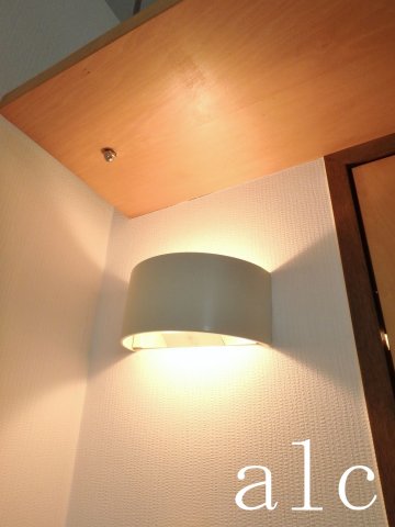 その他設備　脱衣所、ウォシュレット付きトイレ