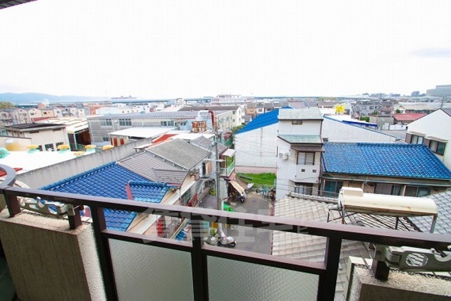 地下鉄長堀鶴見緑地線 門真南駅 徒歩13分 6階建 築39年の内装写真