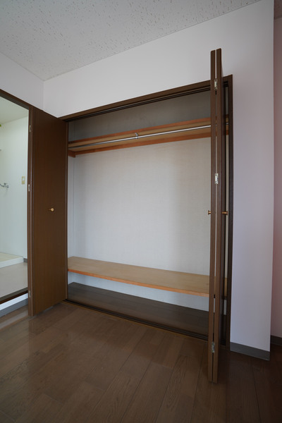 収納　同じ建物の別なお部屋