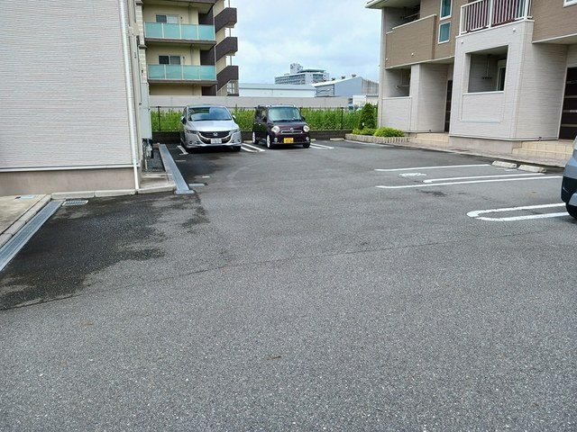 駐車場　駐車場です