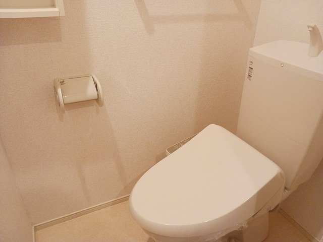トイレ　清潔感のあるトイレです