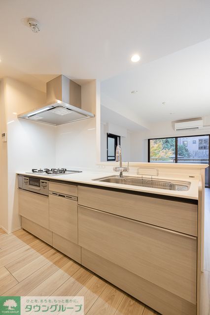キッチン　※写真は同タイプ住戸です。