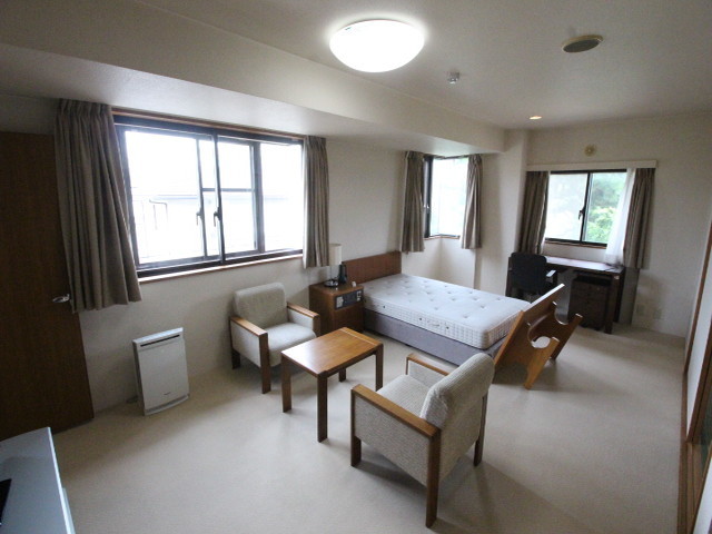ルーア芦屋の居間写真