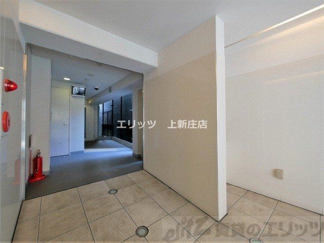 ロビー　玄関
