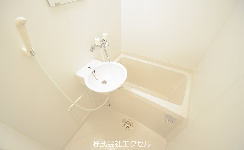 洗面設備　同等タイプのイメージ写真です。