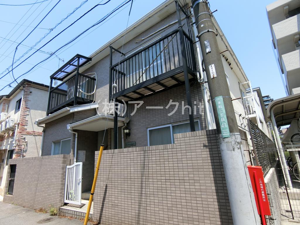 エクセル本町の建物外観