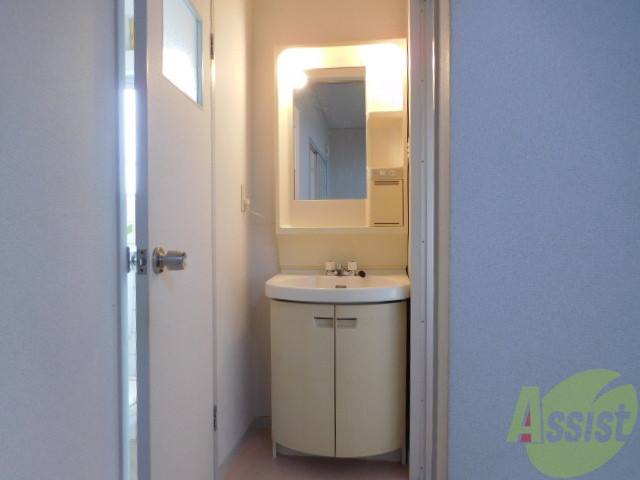 洗面設備　洗面台独立です