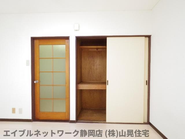 収納　十分な収納スペースがあります