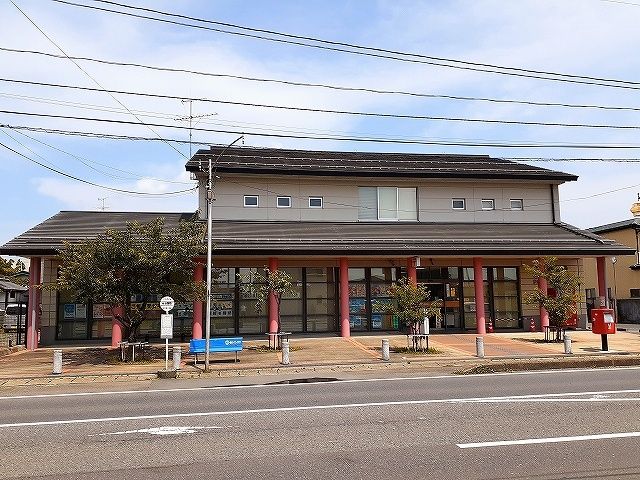 【遠田郡涌谷町字刈萱町のアパートの郵便局】