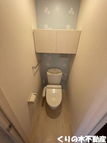 トイレ　落ち着いたトイレです
