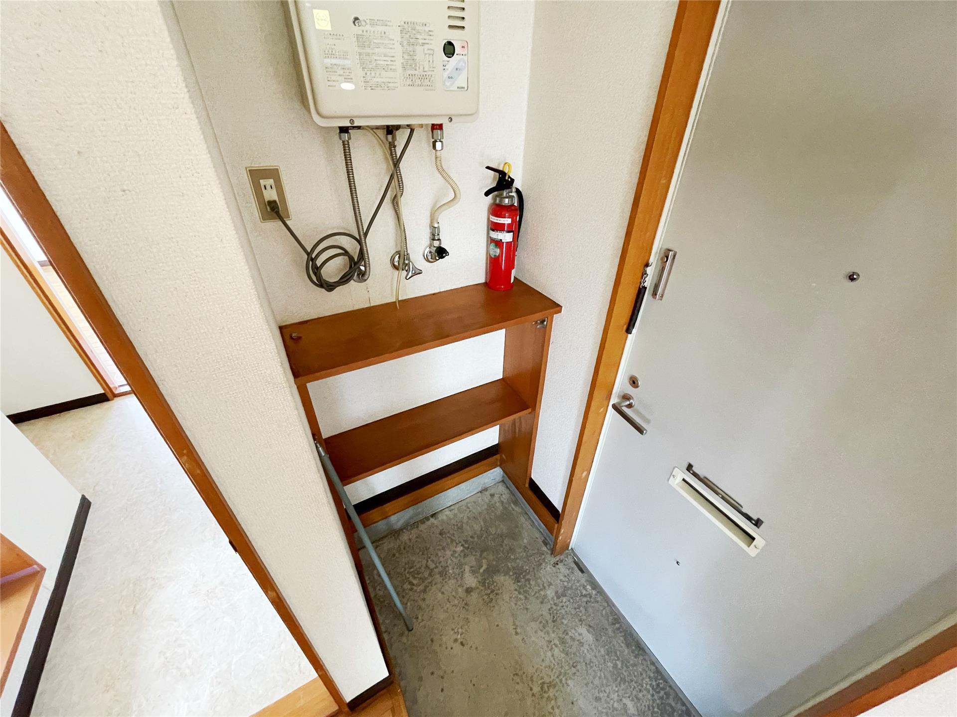 玄関　シューズボックス付き