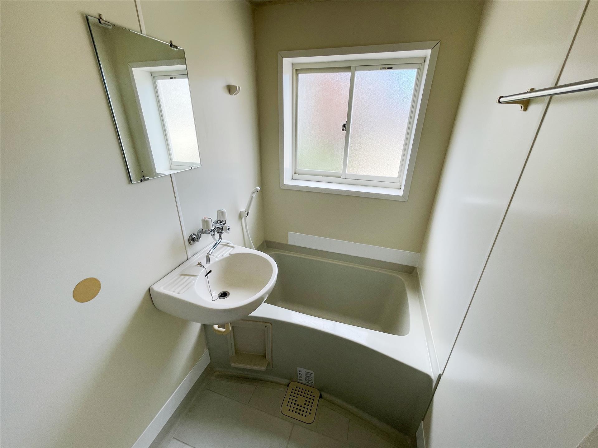 バス・シャワールーム　浴室