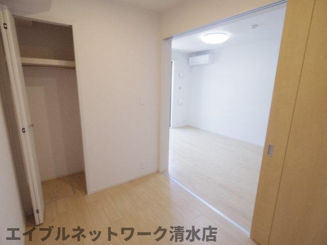 その他部屋・スペース　明るい色調の室内です