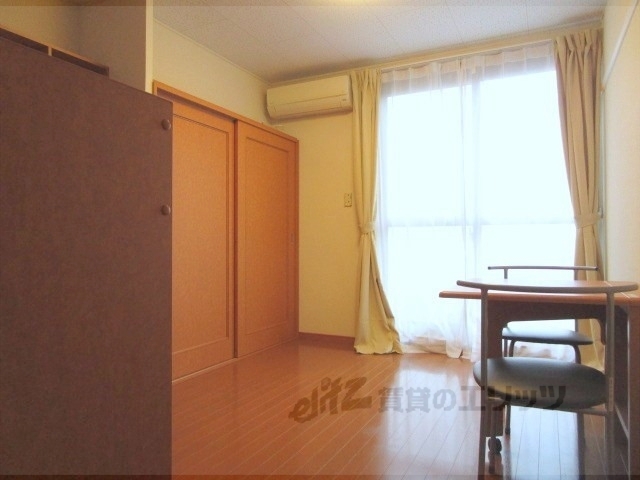 居室・リビング　洋室