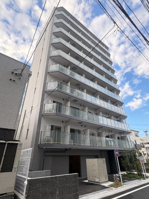 【ＬＩＭＥ　ＲＥＳＩＤＥＮＣＥ　ＳＯＫＡ　ＷＥＳＴの建物外観】