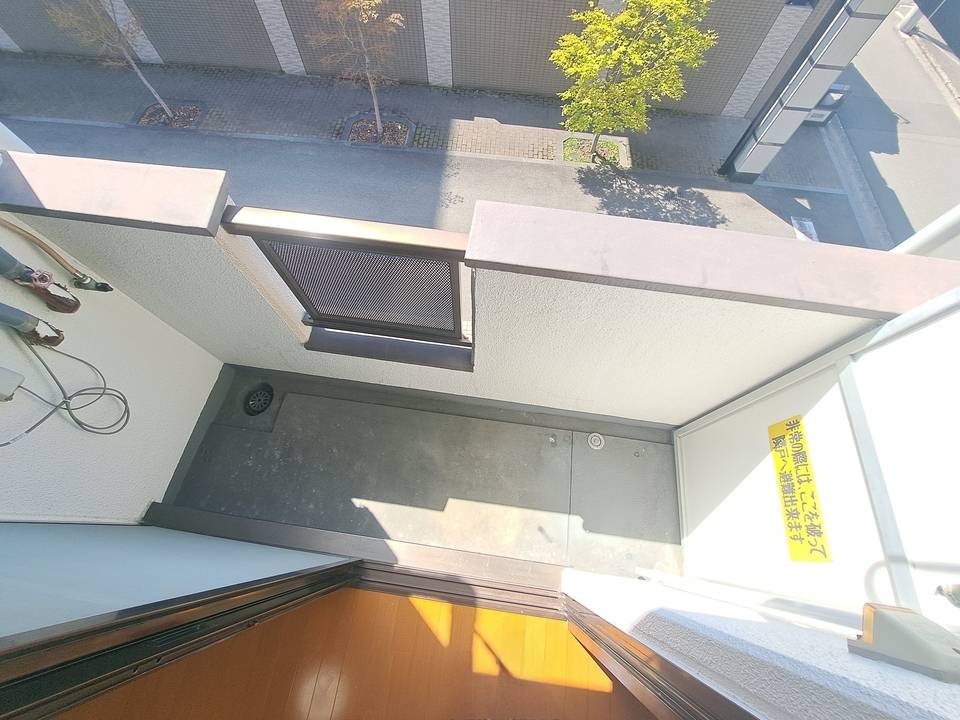 バルコニー　バルコニー