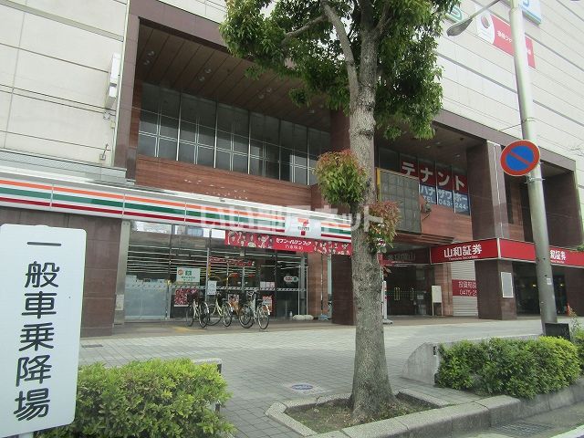 コンビニ　セブンイレブン 茂原駅前店（コンビニ）まで307m
