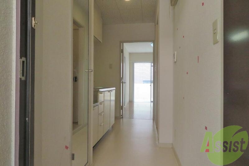 玄関　玄関をあけると風通しがとてもよくびっくりしました。（笑）