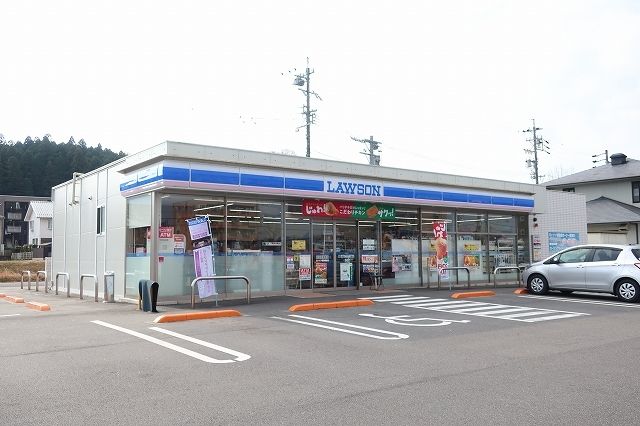 コンビニ　ローソン（コンビニ）まで500m
