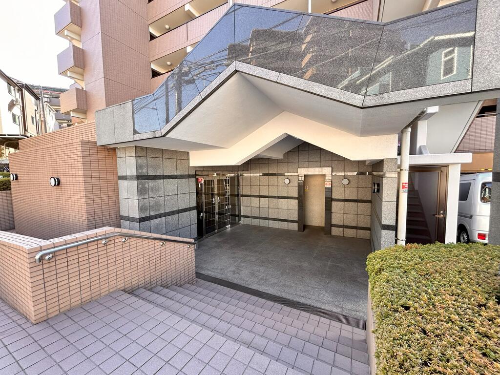 アールヴェール山手根岸森林公園の外観写真