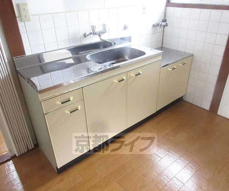 キッチン　大きなキッチンです