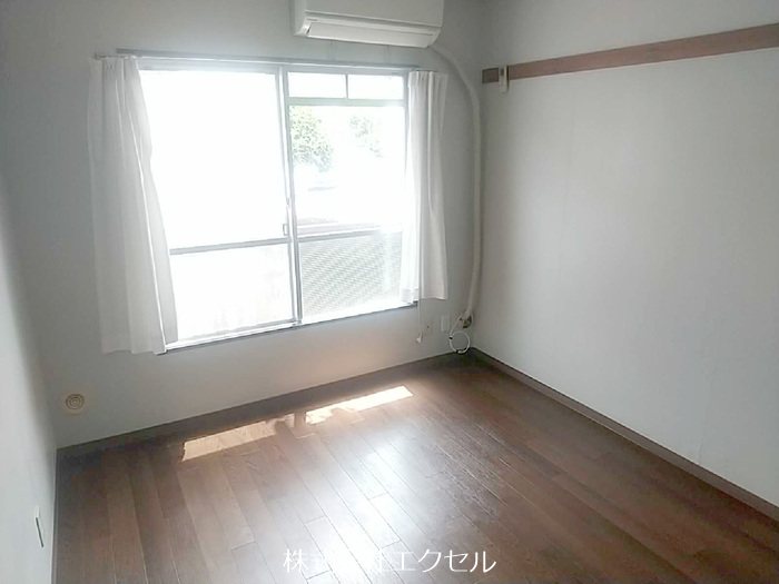 居室・リビング　同建物別室の写真です。