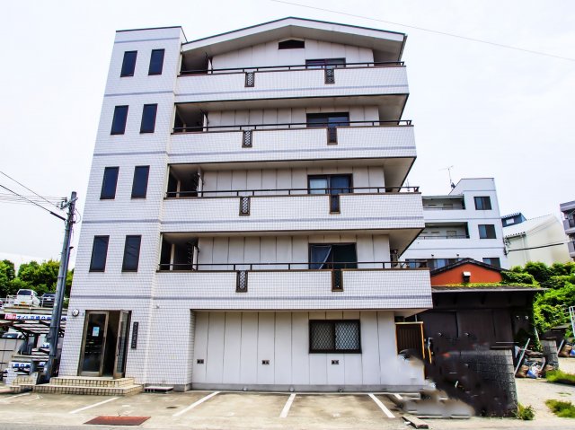 建物外観　サンシャ2