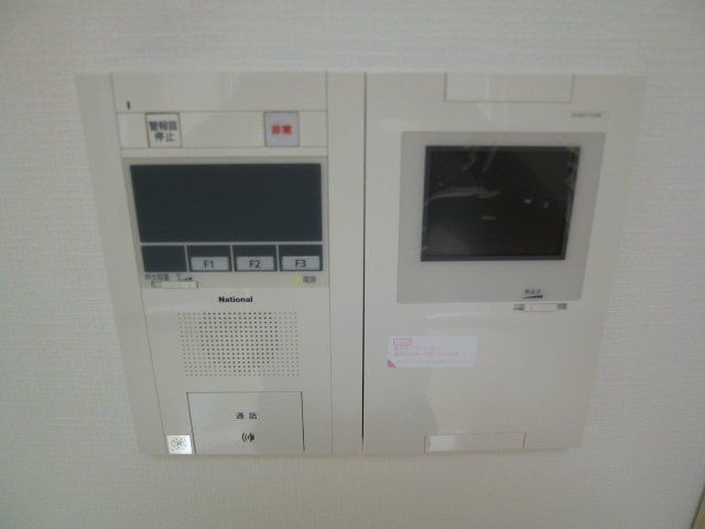 セキュリティ　ＴＶモニター付きインターフォンです。