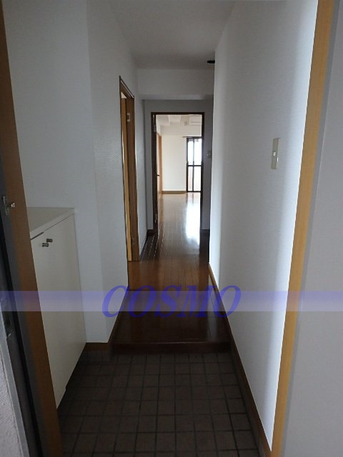 玄関　現況優先