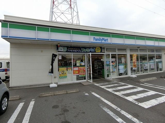 コンビニ　ファミリーマート大垣桧町店（コンビニ）まで100m