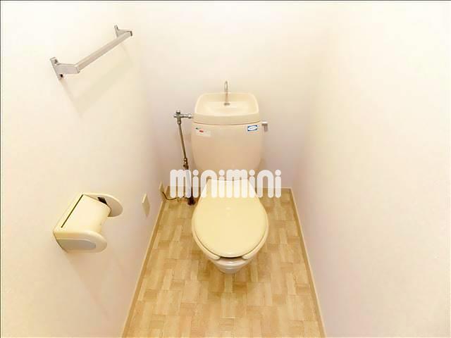 トイレ　タオルを掛けられます。