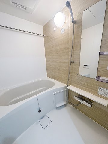 バス・シャワールーム　きれいなお風呂です