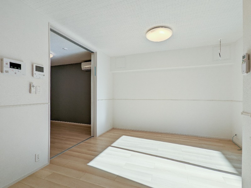 居室・リビング　図面と現状に相違がある場合には現状を優先