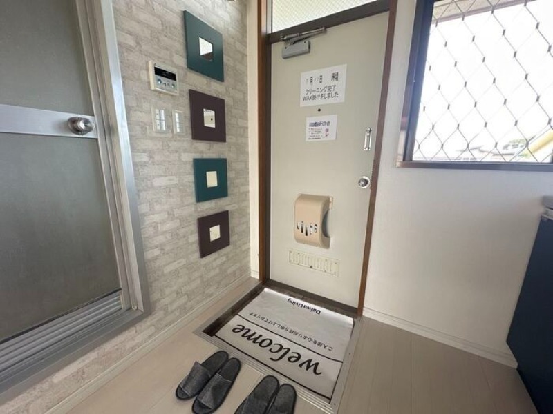 玄関　図面と現状に相違がある場合には現状を優先