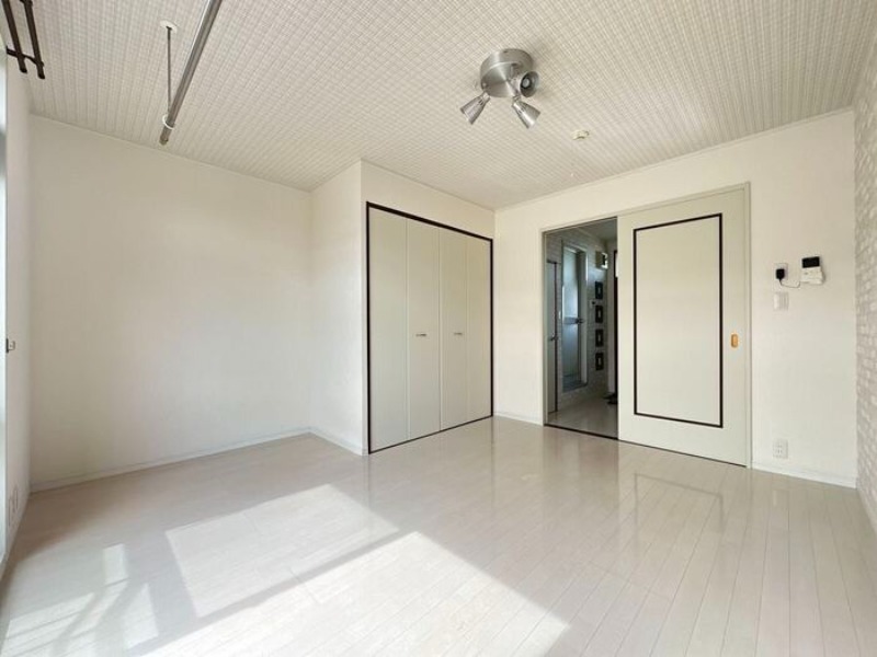 居室・リビング　図面と現状に相違がある場合には現状を優先