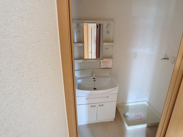 洗面設備　2025年10月撮影※現況を優先します。