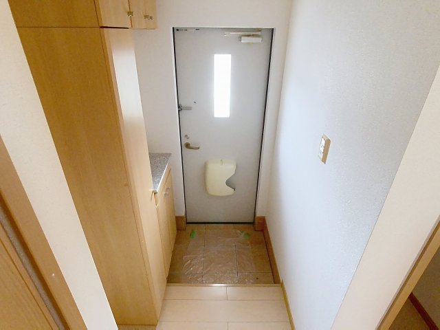 玄関　2025年10月撮影※現況を優先します。