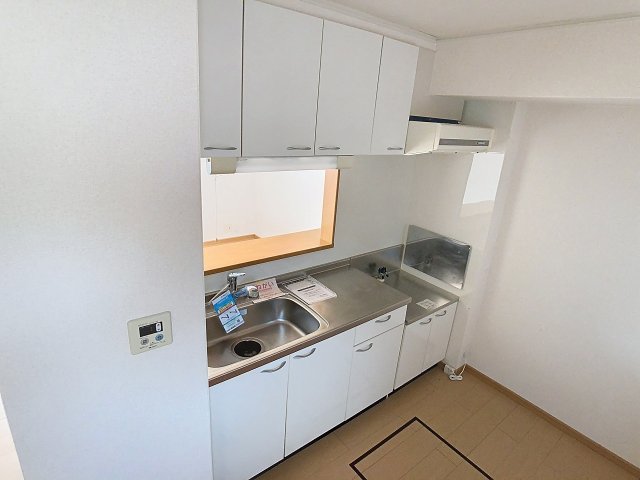 キッチン　2025年10月撮影※現況を優先します。